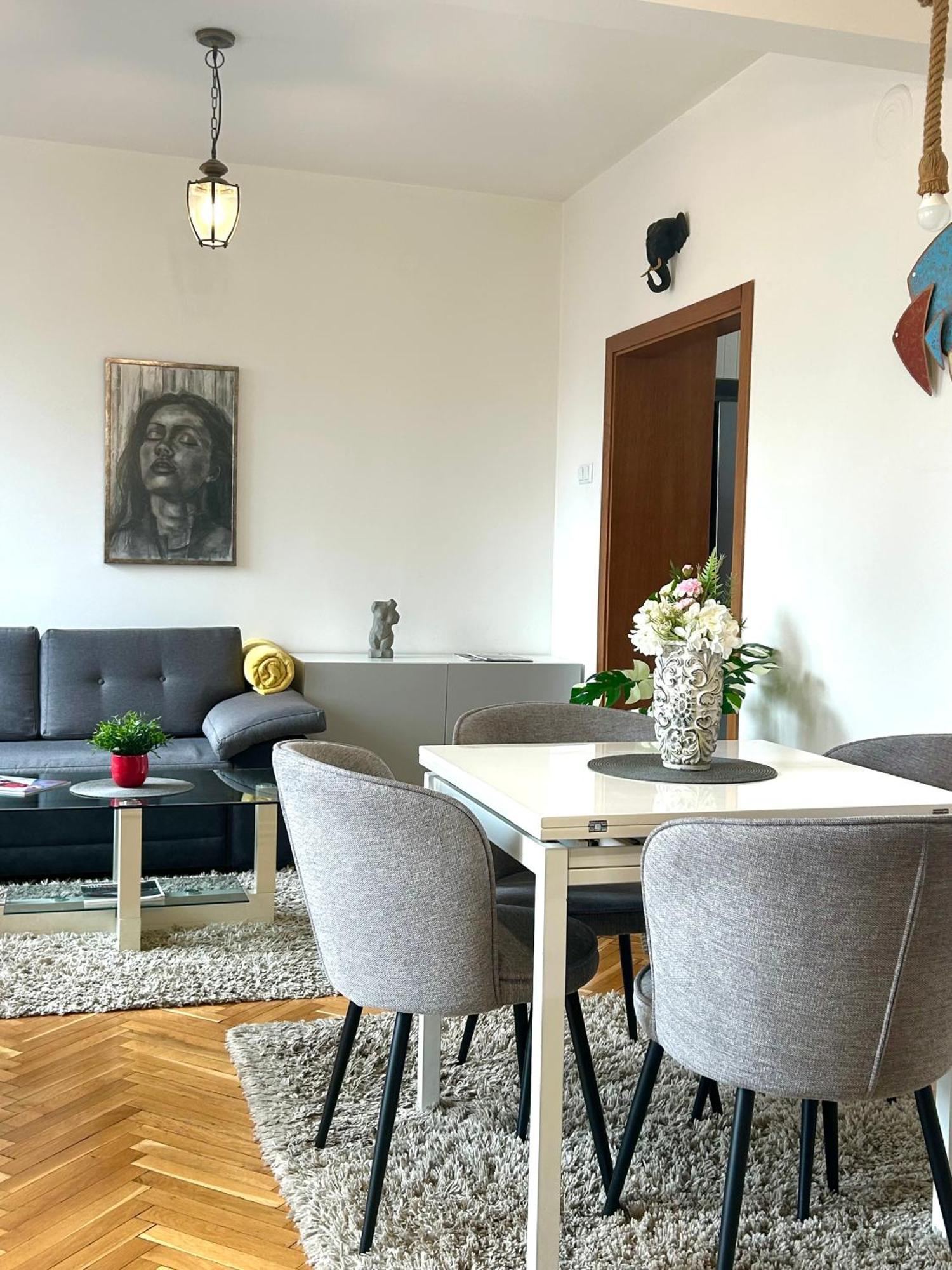 Apartment Dolce Casa Warna Zewnętrze zdjęcie